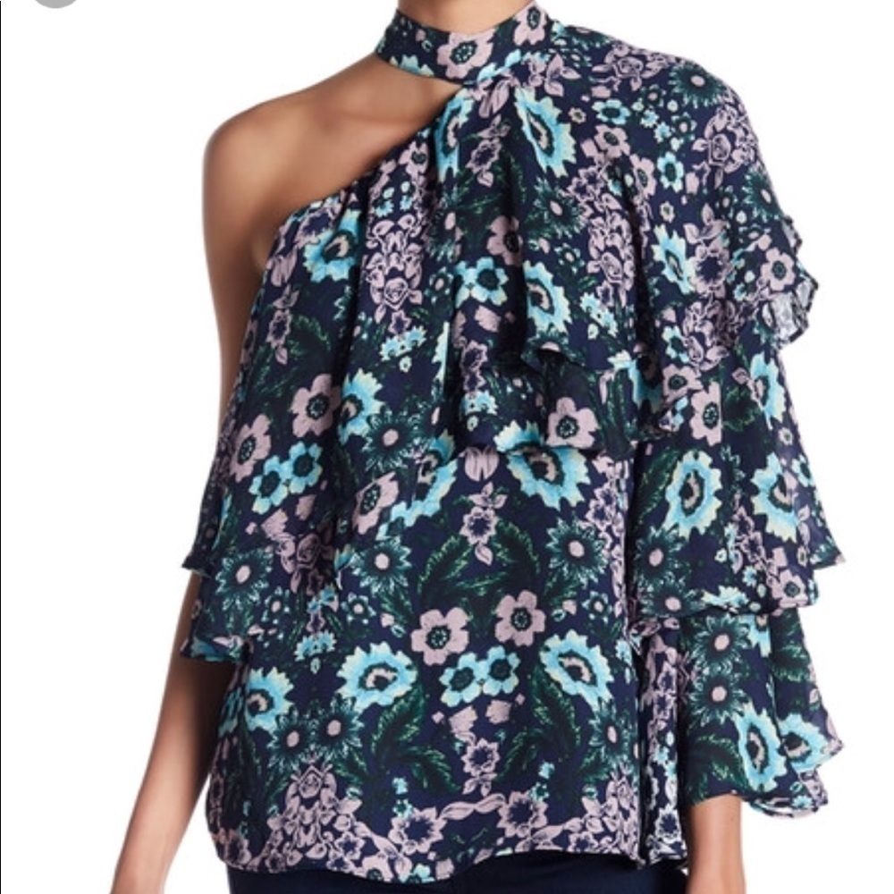 Parker Flower Chocker Neck Bell Sleeve Top